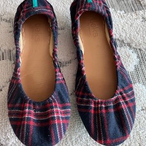 Heritage plaid tieks